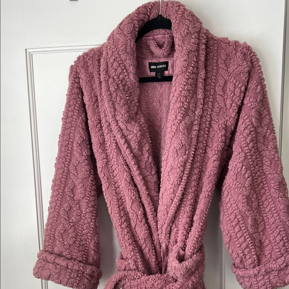 Cozy Pink Women's Robe - Picture 3 of 3